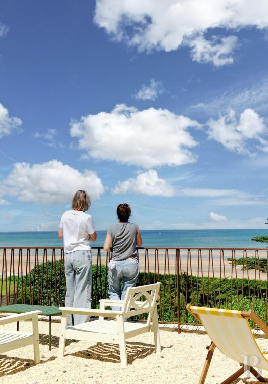 A villa overlooking Omaha Beach in Vierville-sur-Mer, in Calvados - photo  n°2